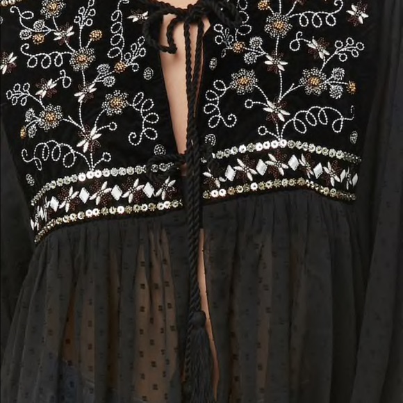 Boho Embroidered clip dot peasant top - Picture 5 of 5